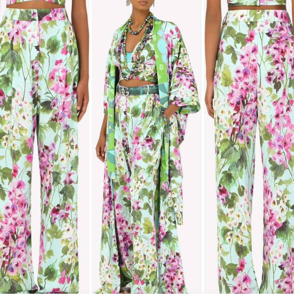 Gorgeous set floral print silk D&G trousers & bustier🤩🤤🔥